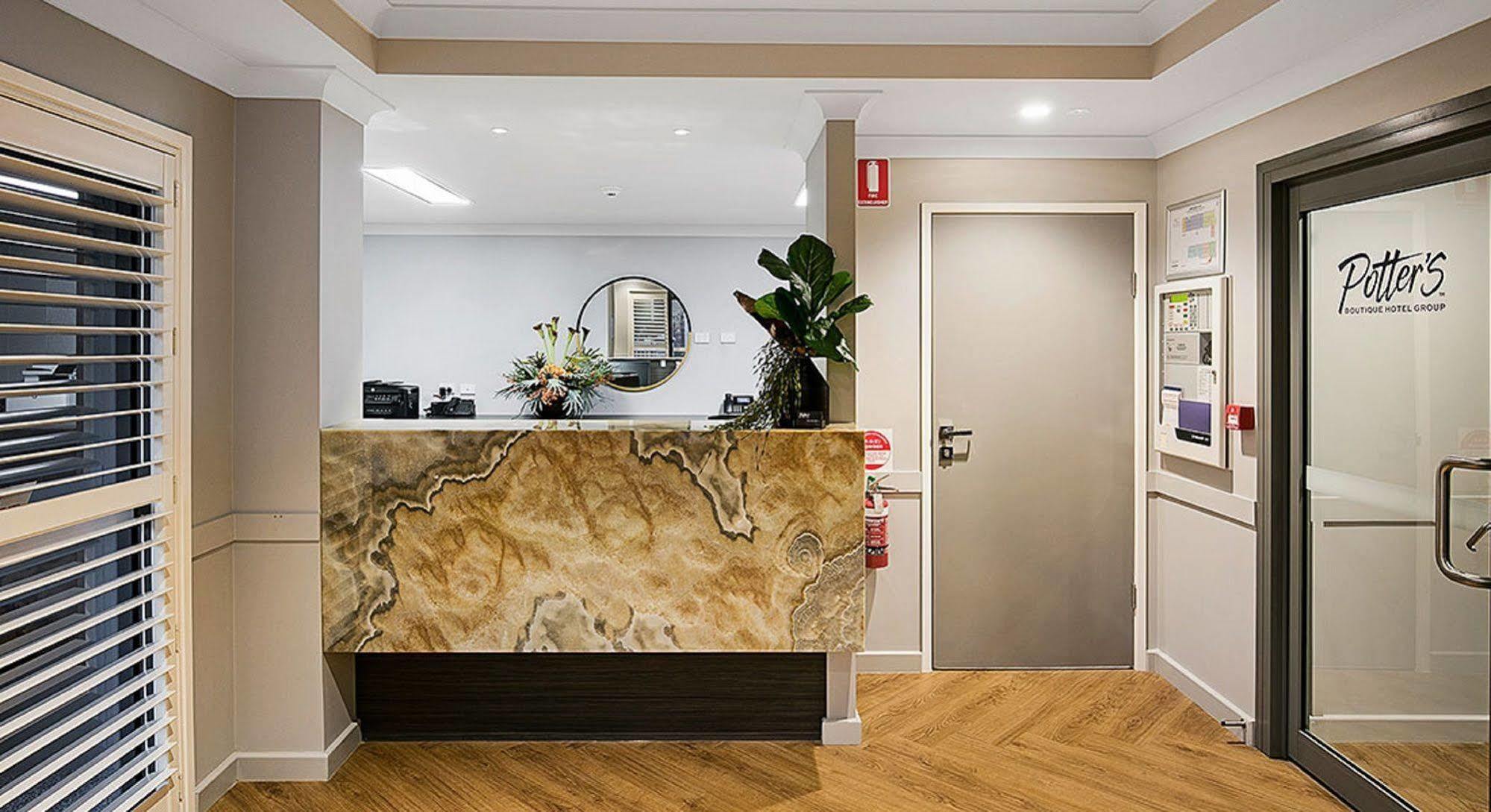 Potters Toowoomba Hotel Экстерьер фото